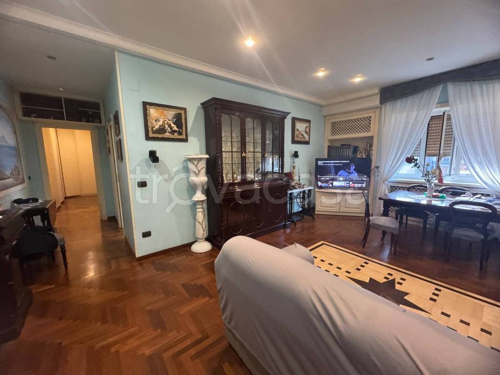 appartamento in vendita a Napoli in zona Capodimonte / Colli Aminei