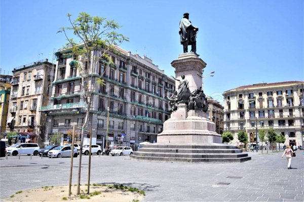 appartamento in vendita a Napoli in zona Vicaria