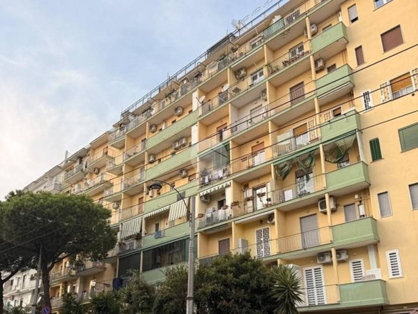 appartamento in vendita a Napoli in zona Capodimonte / Colli Aminei