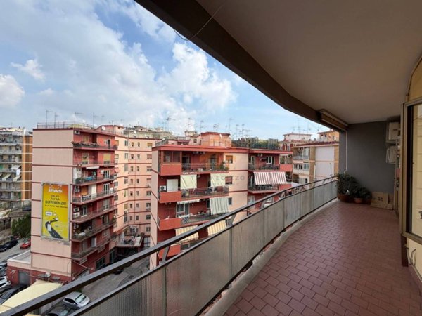 appartamento in vendita a Napoli in zona Arenella
