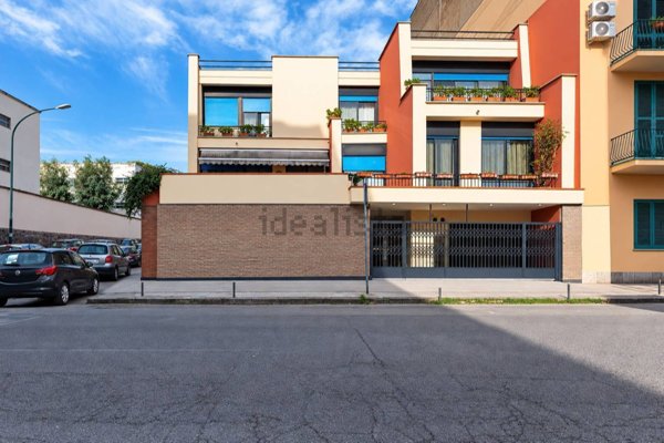appartamento in vendita a Napoli in zona Ponticelli