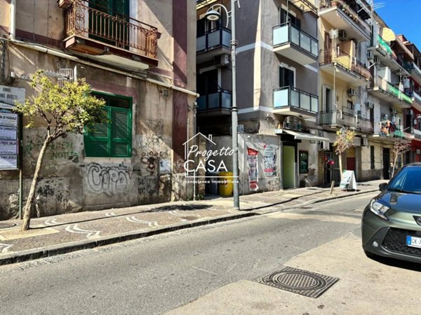 appartamento in vendita a Napoli in zona Barra