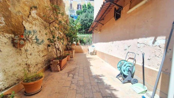 appartamento in vendita a Napoli in zona Vomero