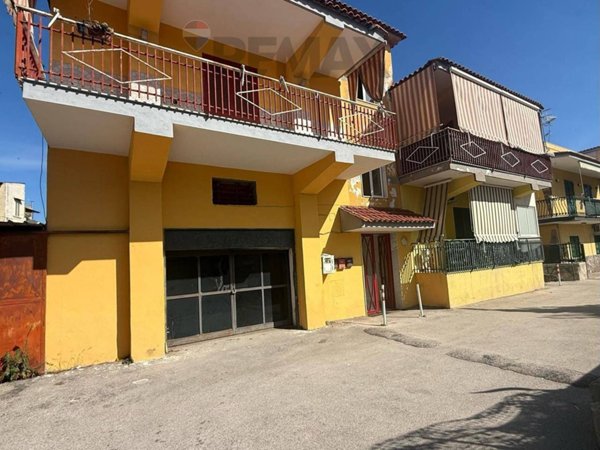 appartamento in vendita a Napoli in zona Piscinola