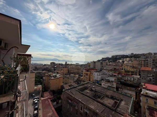 appartamento in vendita a Napoli in zona Arenella