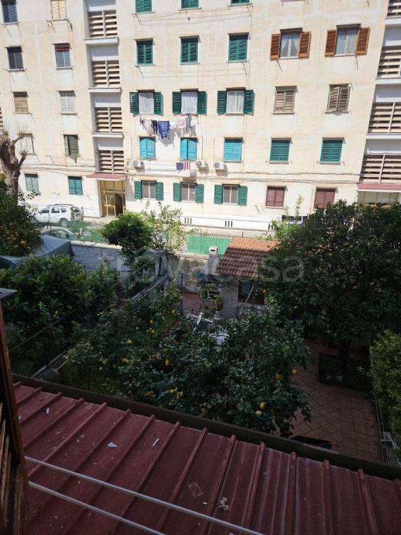appartamento in vendita a Napoli in zona San Giovanni a Teduccio