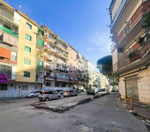 appartamento in vendita a Napoli in zona Secondigliano