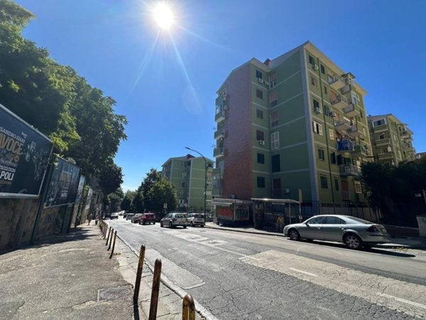 appartamento in vendita a Napoli in zona Arenella