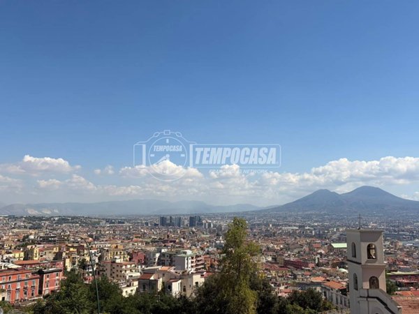 appartamento in vendita a Napoli in zona Arenella