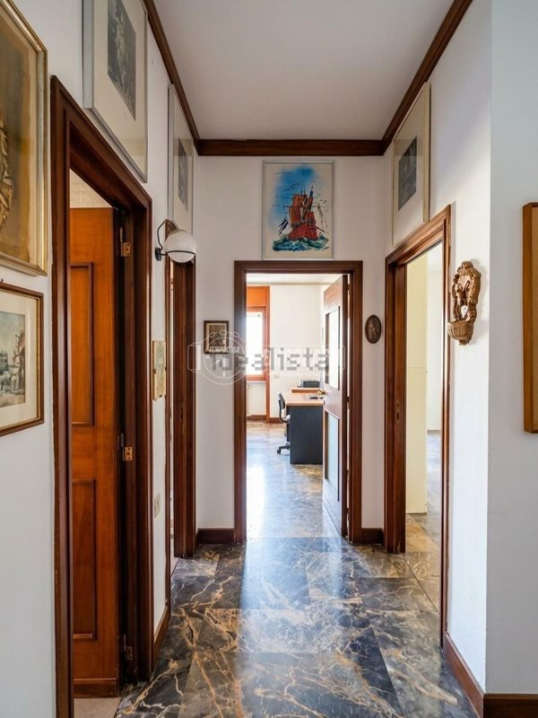 appartamento in vendita a Napoli in zona Vomero