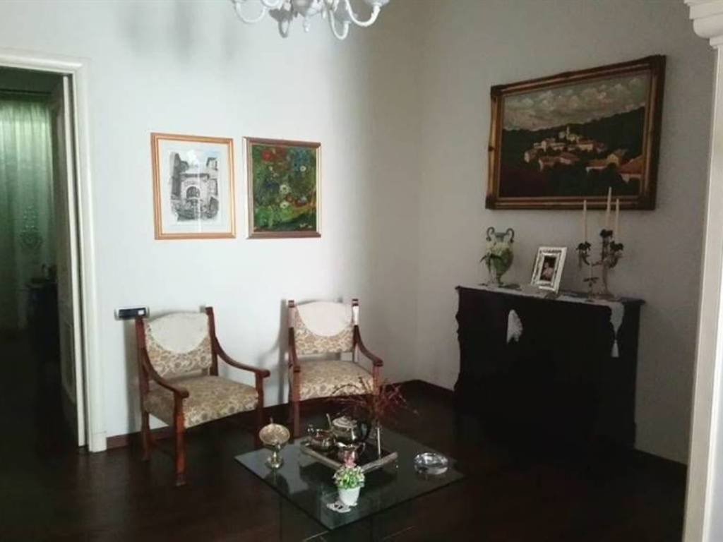 intera palazzina in vendita a Nola