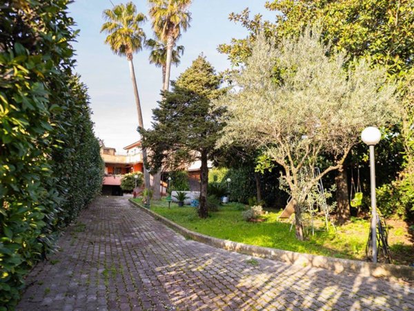 casa indipendente in vendita a Nola