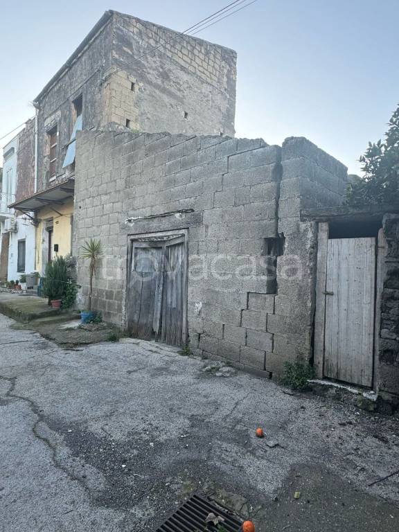 casa indipendente in vendita a Nola