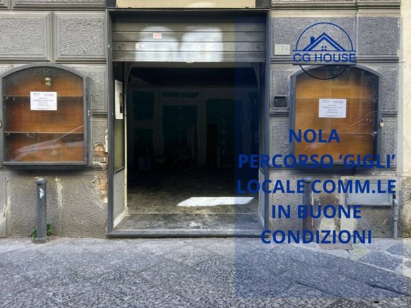locale commerciale in vendita a Nola