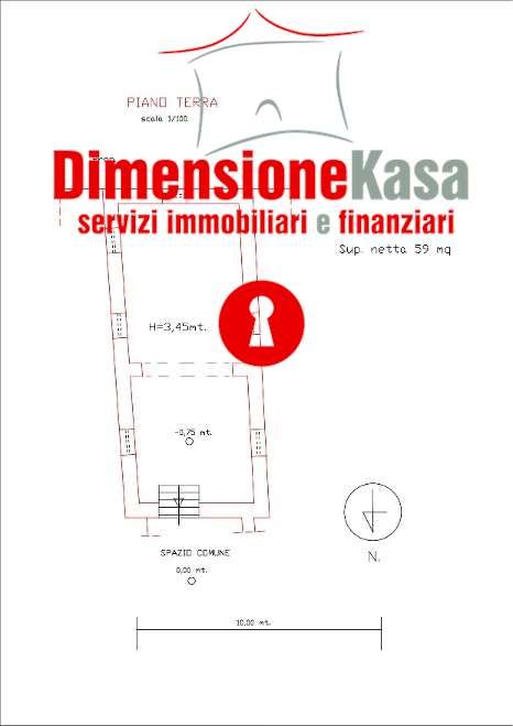 locale commerciale in vendita a Nola
