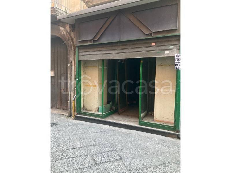 locale commerciale in vendita a Nola