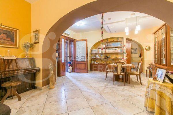 casa indipendente in vendita a Nola