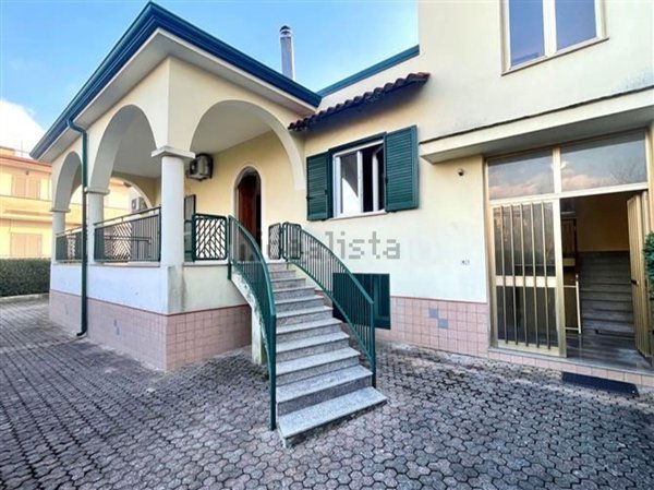 casa indipendente in vendita a Nola