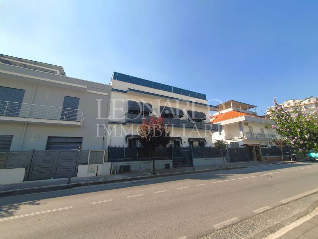 intera palazzina in vendita a Nola