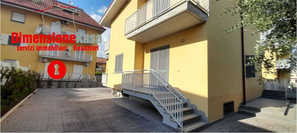 casa indipendente in vendita a Nola