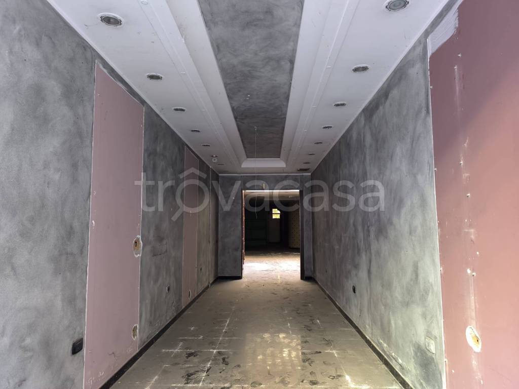 negozio in vendita a Nola