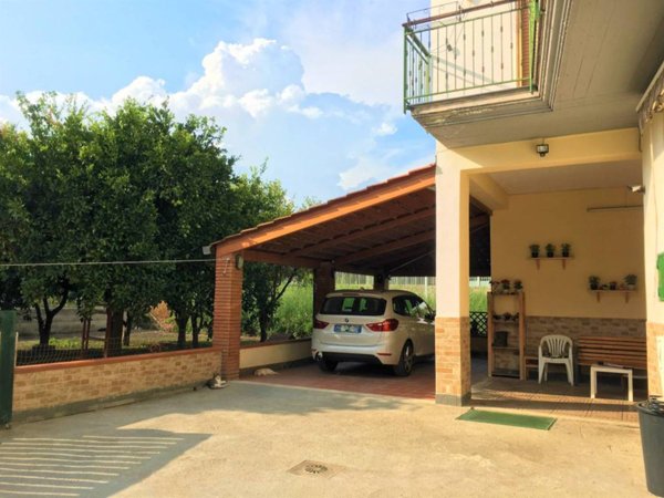 casa indipendente in vendita a Nola