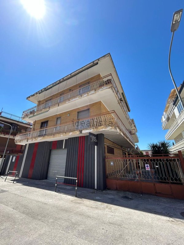 intera palazzina in vendita a Nola