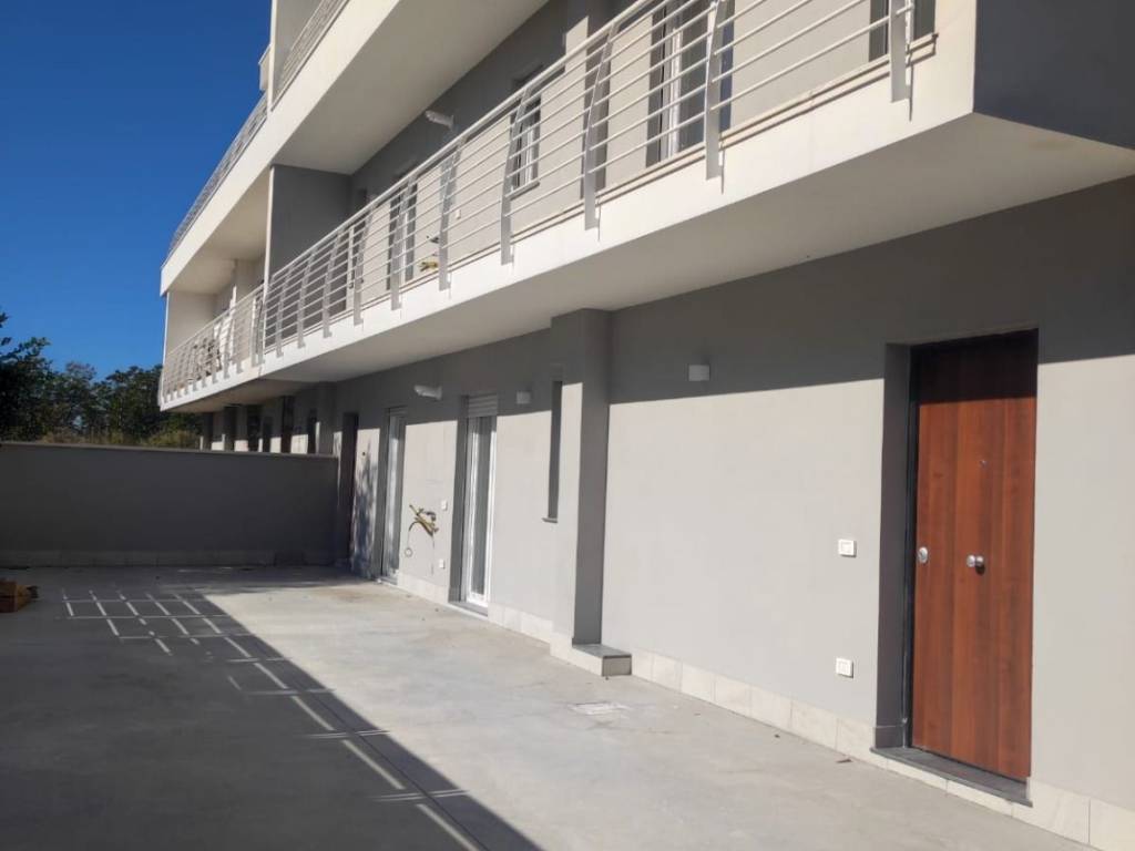 appartamento in vendita a Nola in zona Pollastri