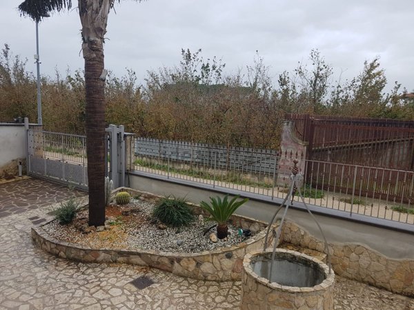 casa indipendente in vendita a Nola