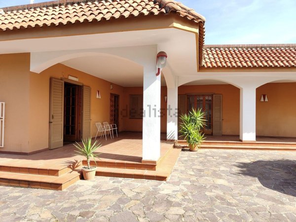 casa indipendente in vendita a Nola