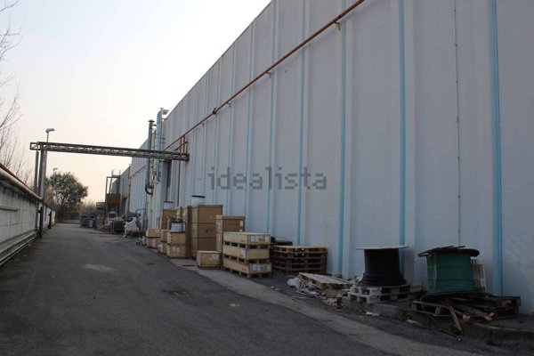 capannone in vendita a Nola