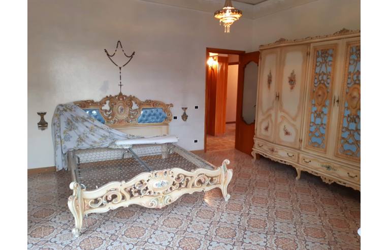 casa indipendente in vendita a Nola