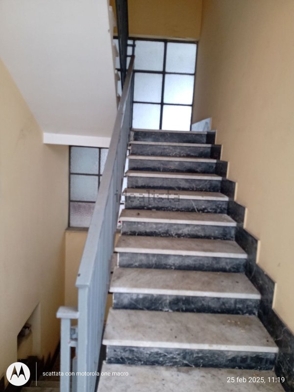 locale commerciale in vendita a Nola