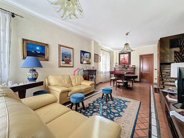 casa indipendente in vendita a Nola