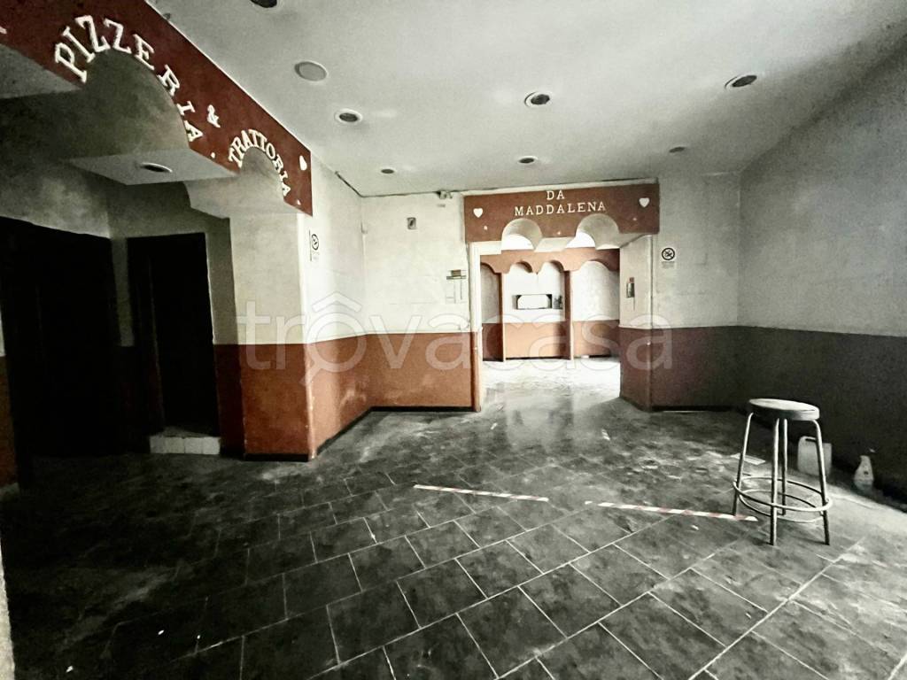 negozio in vendita a Nola