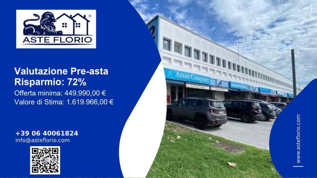 locale commerciale in vendita a Nola