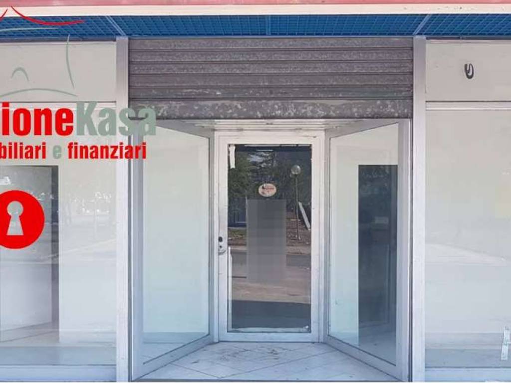 capannone in vendita a Nola in zona Boscofangone