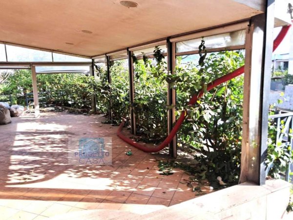 negozio in vendita a Nola in zona Piazzola