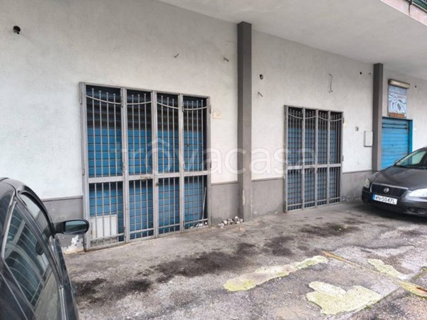 negozio in vendita a Nola