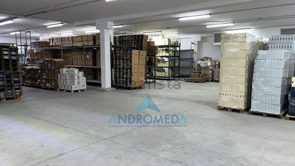 capannone in vendita a Nola