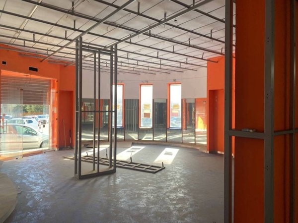 negozio in vendita a Nola