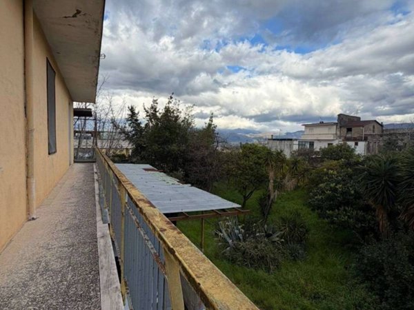 casa indipendente in vendita a Nola in zona Piazzola