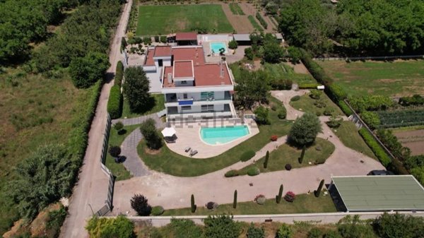 casa indipendente in vendita a Nola