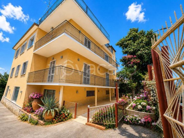 casa indipendente in vendita a Nola in zona Pigna Spaccata