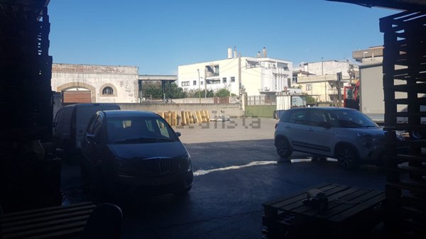 capannone in vendita ad Ottaviano