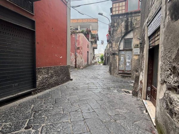 negozio in vendita ad Ottaviano