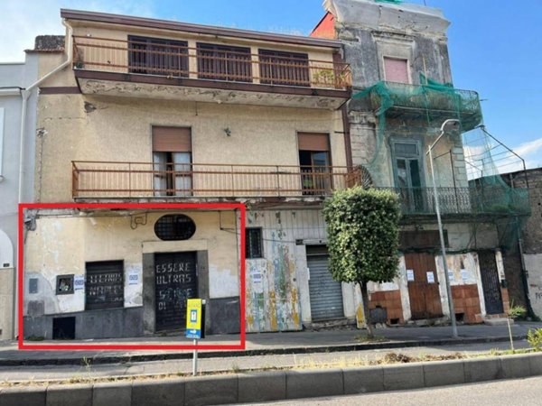 locale commerciale in vendita ad Ottaviano