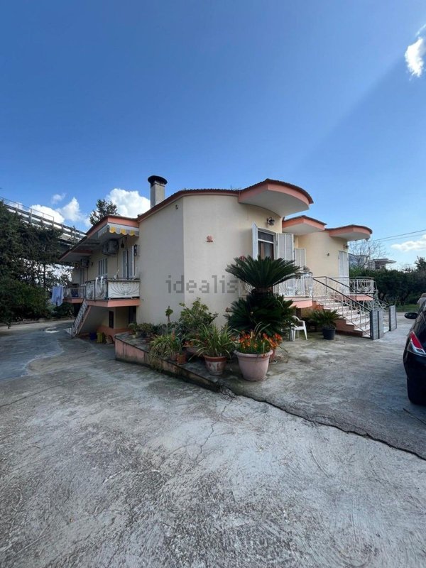 casa indipendente in vendita ad Ottaviano