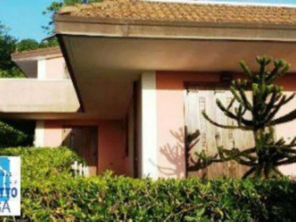 negozio in vendita a Palma Campania