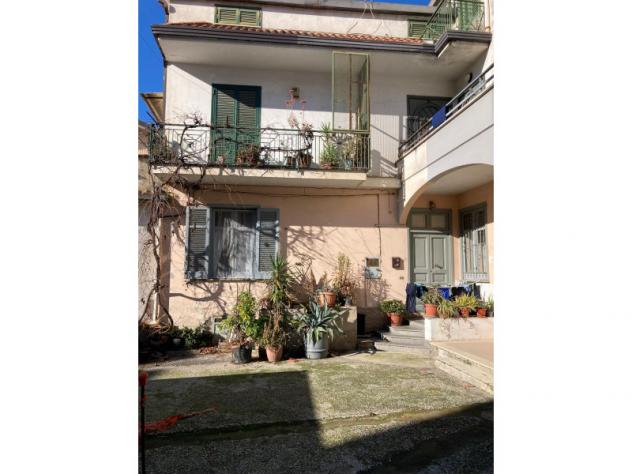 casa indipendente in vendita a Palma Campania in zona Vico